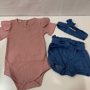 Thorn Tree Baby Girl 3-Piece Set w/Bodysuit, Shorts & Headband 6-12 months